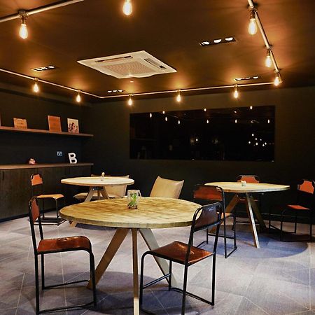 Fully Equipped Modern Studios In Glasgow West End For Students Only Exterior photo