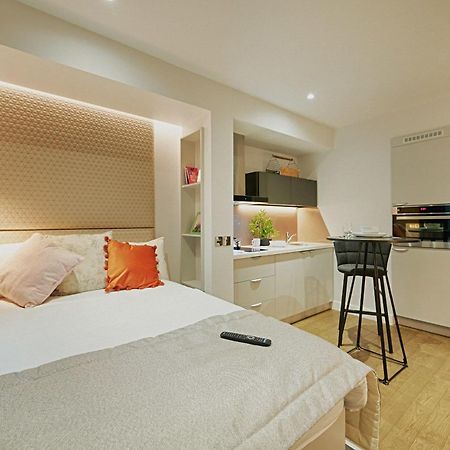 Fully Equipped Modern Studios In Glasgow West End For Students Only Exterior photo